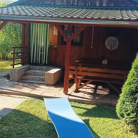 Fa-milia Vendeghaz Vakantiehuis